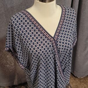 Max Studio Blue and White Patterned Top